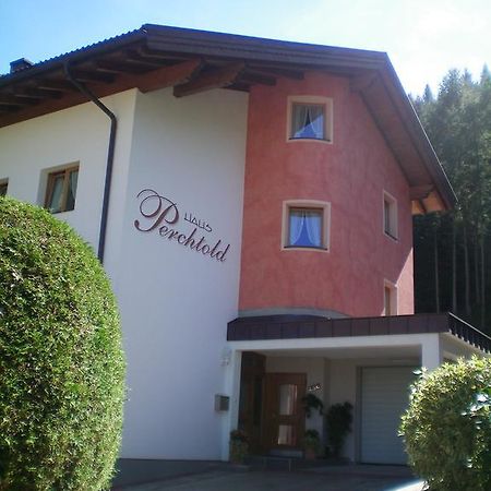 胡本Haus Perchtold公寓 外观 照片