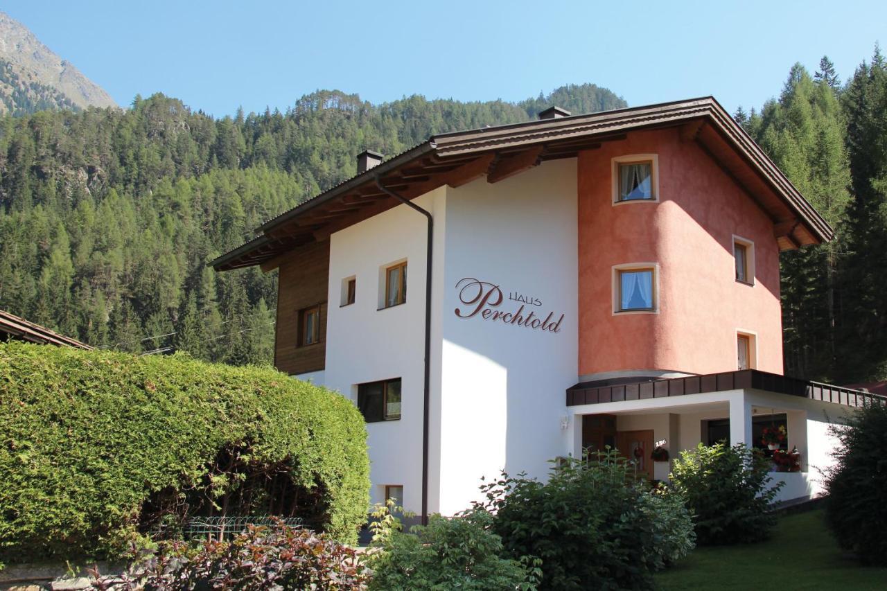 胡本Haus Perchtold公寓 外观 照片