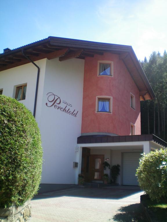 胡本Haus Perchtold公寓 外观 照片